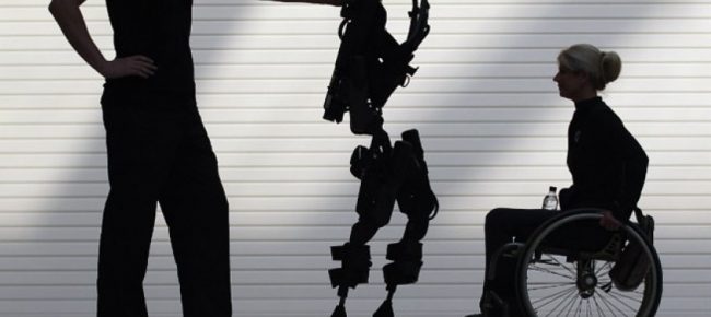 suit-x-phoenix-exoskeleton-solvelight